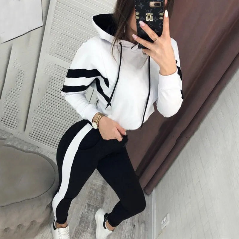 New Arrival Pullover Hoodies Crop Top Sets Women Clothing Fall Custom Two Piece Long Sleeve Women Set
